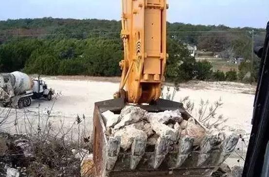 �Զ��󿪵�С�������ھ���ڶ������鴸����